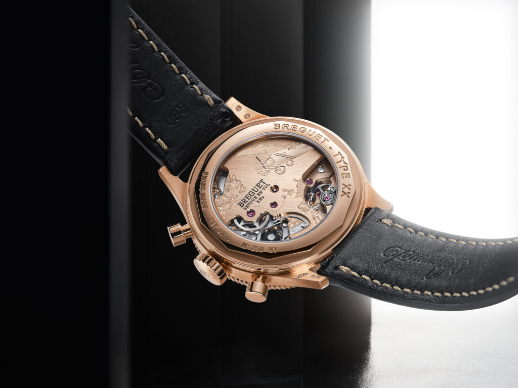 6 2075BH99398 CASEBACK High resolution 300 dpi JPG 17315