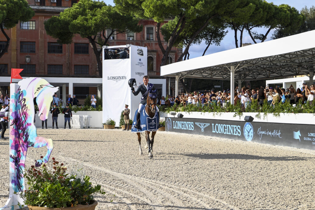 Longines Global Champions Tour 2025: vince il Monaco di Smolders 7 2 Prizegiving Smolders Harrie Thomas Gilles van der Vleuten Maikel LGCT of Rome 12 10 25 02SG2536