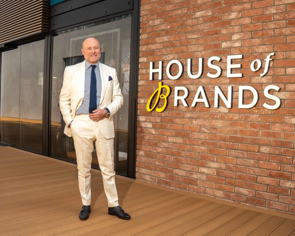 Watches and Wonders Geneva 2027 si arricchisce di nuovi protagonisti 8 Foto 2 04 CEO Georges Kern at House of Brands Pavillion Dubai Watch Week dimensioni grandi